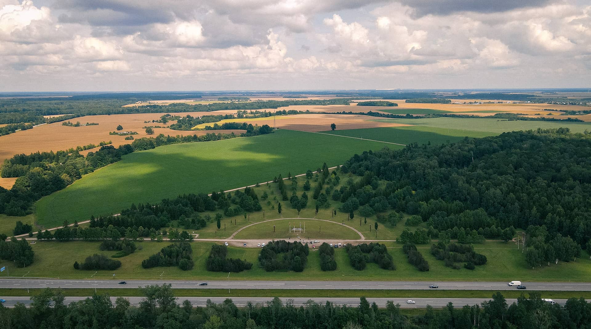 Žalgirio pergalės parkas drono vaizdas